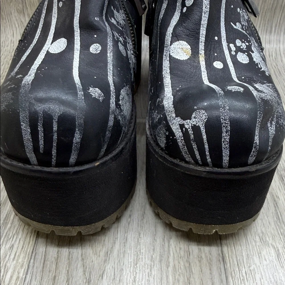 Sofia Black and White Platform Shoes